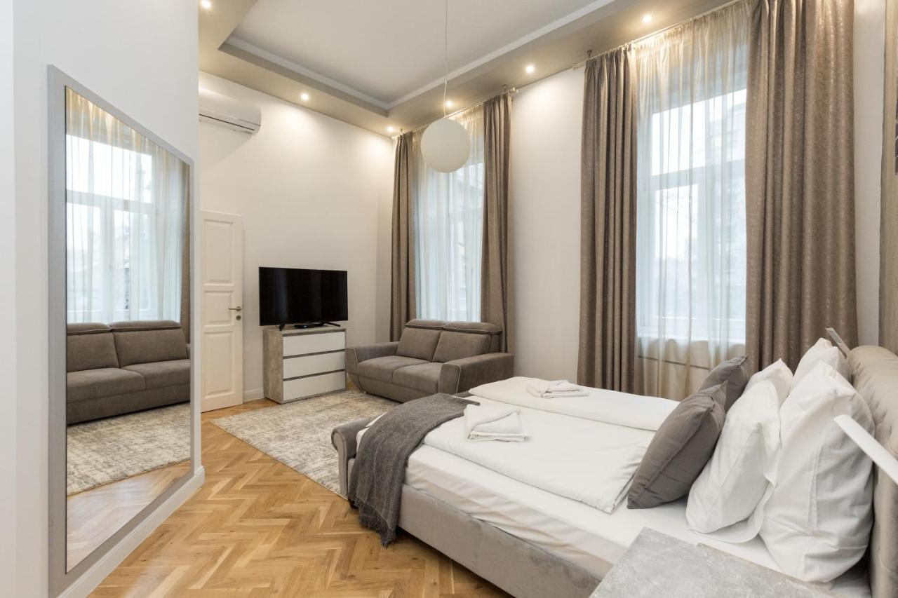 City Center Grand Luxury W 2Br/2Bt Budapest Exterior foto