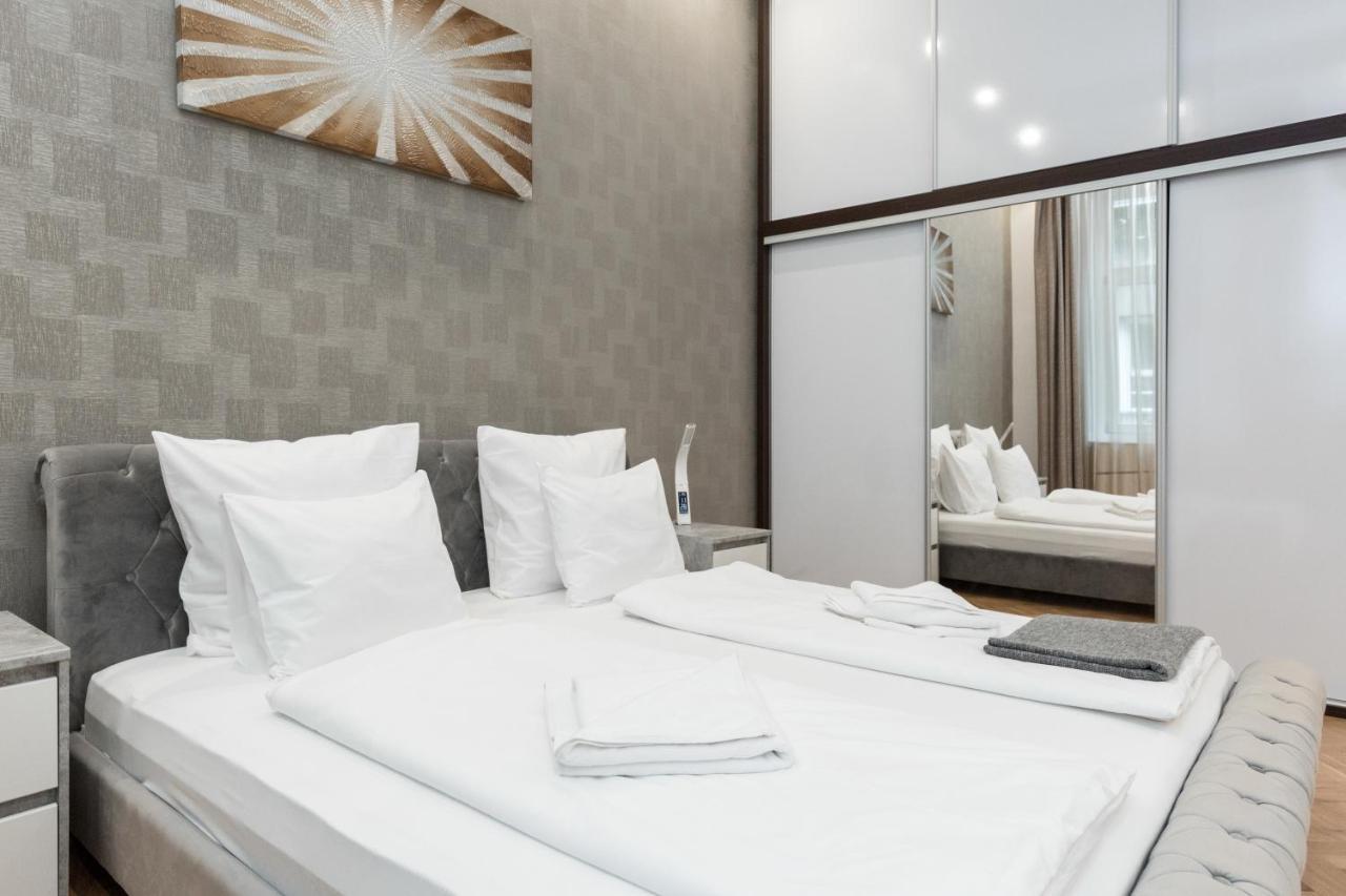 City Center Grand Luxury W 2Br/2Bt Budapest Exterior foto